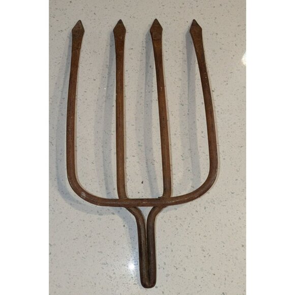 Rustic 4 Tine Pitchfork Head Gardening Wall Decor Folk art Gallery - Picture 2 of 10